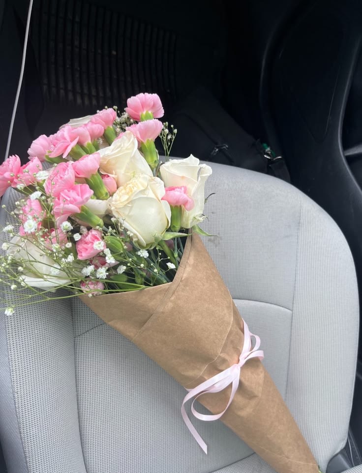Small flower bouquet